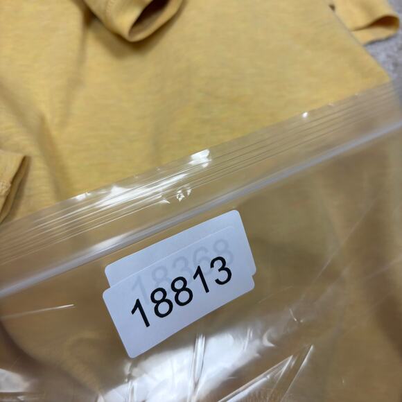 Lululemon Athletica V Neck Short Sleeve T Shirt Men's Medium Gym Run Walk Hike - Picture 7 of 7